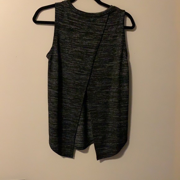 Open back dressy shirt xs - Picture 2 of 3